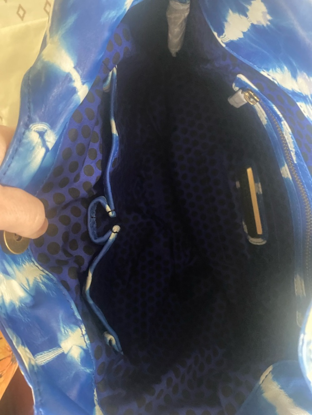 RARE Sample NWT Rebecca Minkoff Easy Rider Blue and White Tie-Dye Hobo Bag - Picture 11 of 16